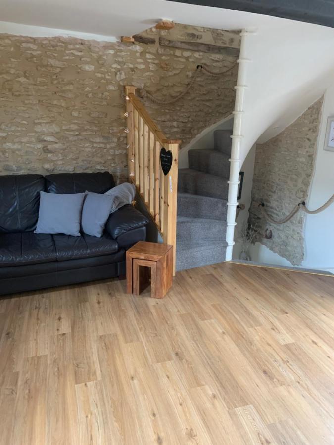 Cotswold Coombe Cottage Wotton-under-Edge 외부 사진
